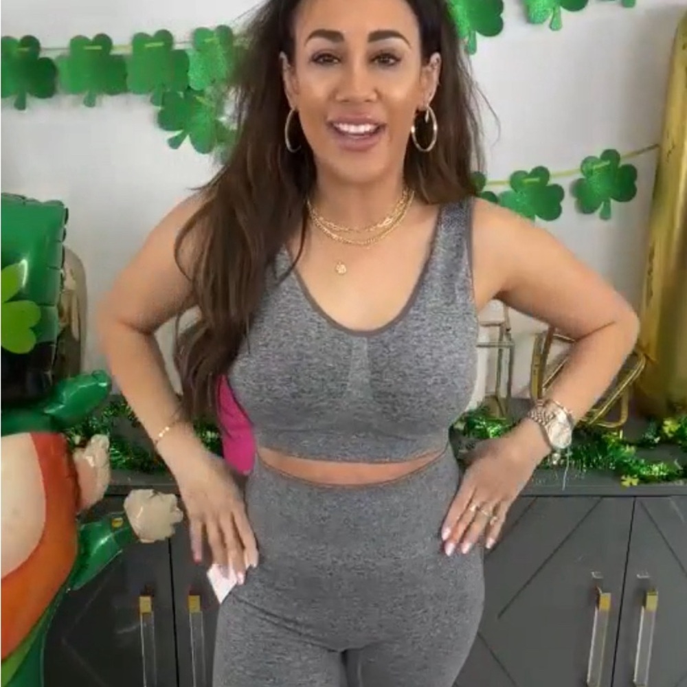 SET! NWT!  2 piece active set!